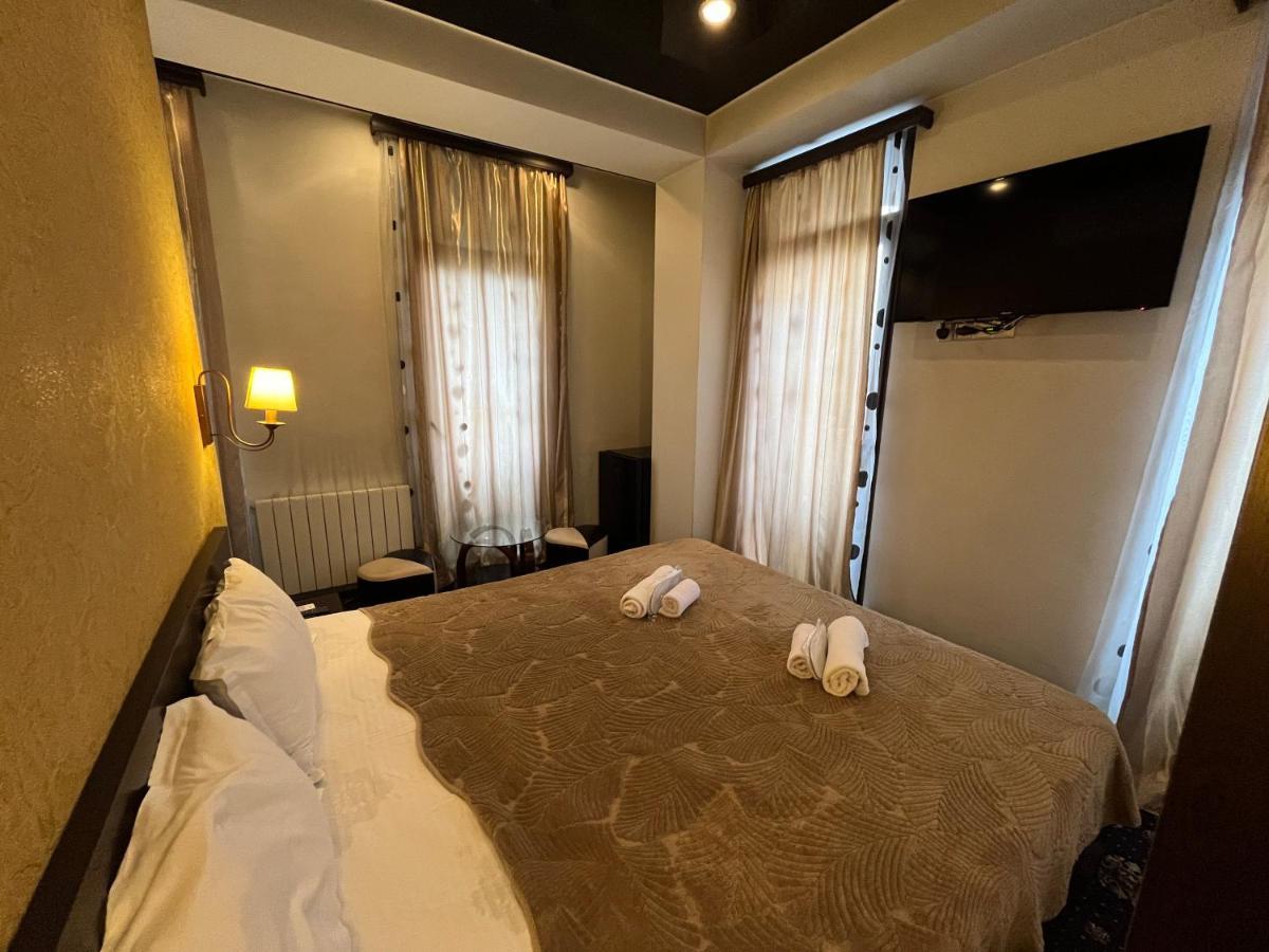 Hotel New Royal Tbilisi Zewnętrze zdjęcie