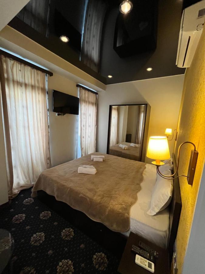 Hotel New Royal Tbilisi Zewnętrze zdjęcie