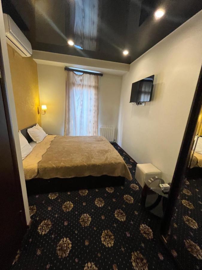 Hotel New Royal Tbilisi Zewnętrze zdjęcie