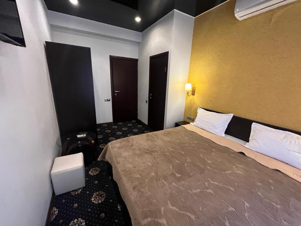 Hotel New Royal Tbilisi Zewnętrze zdjęcie