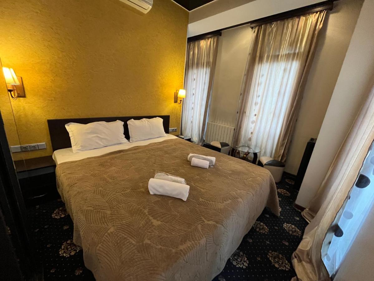 Hotel New Royal Tbilisi Zewnętrze zdjęcie