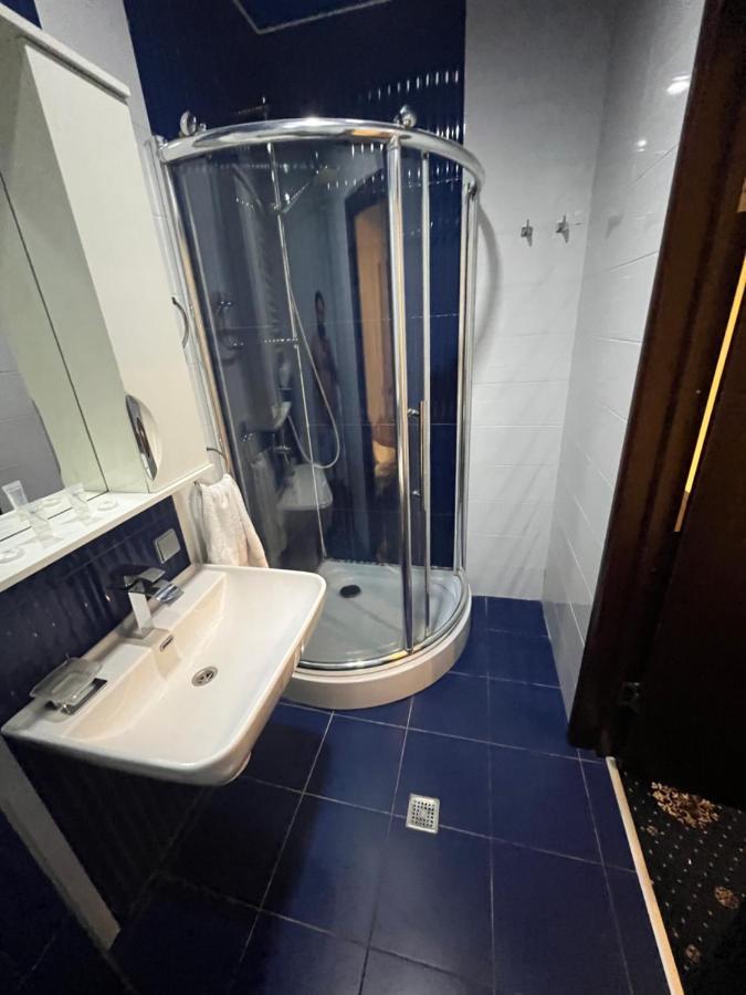 Hotel New Royal Tbilisi Zewnętrze zdjęcie