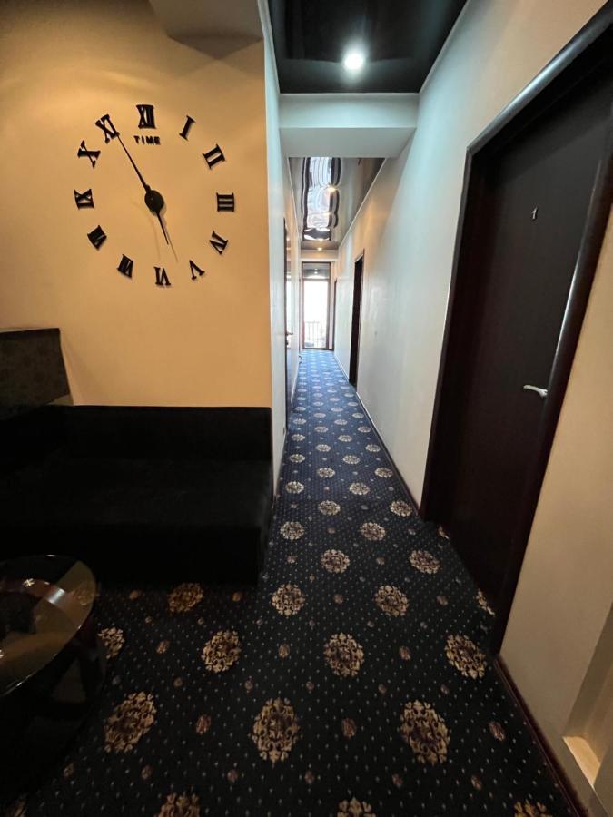 Hotel New Royal Tbilisi Zewnętrze zdjęcie